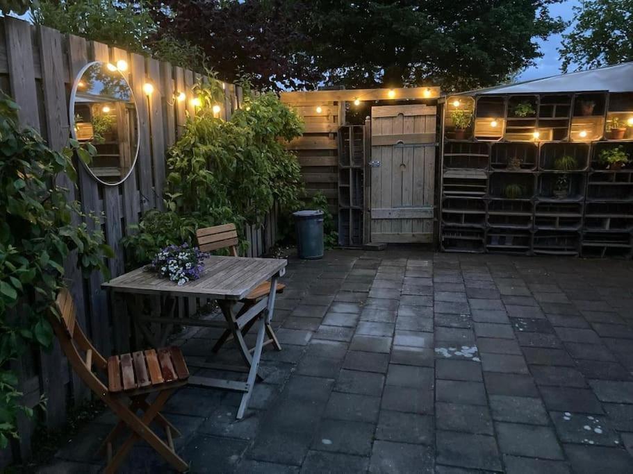 Studio Watertoren Met Tuin En Gratis Parkeren Goes Exteriör bild